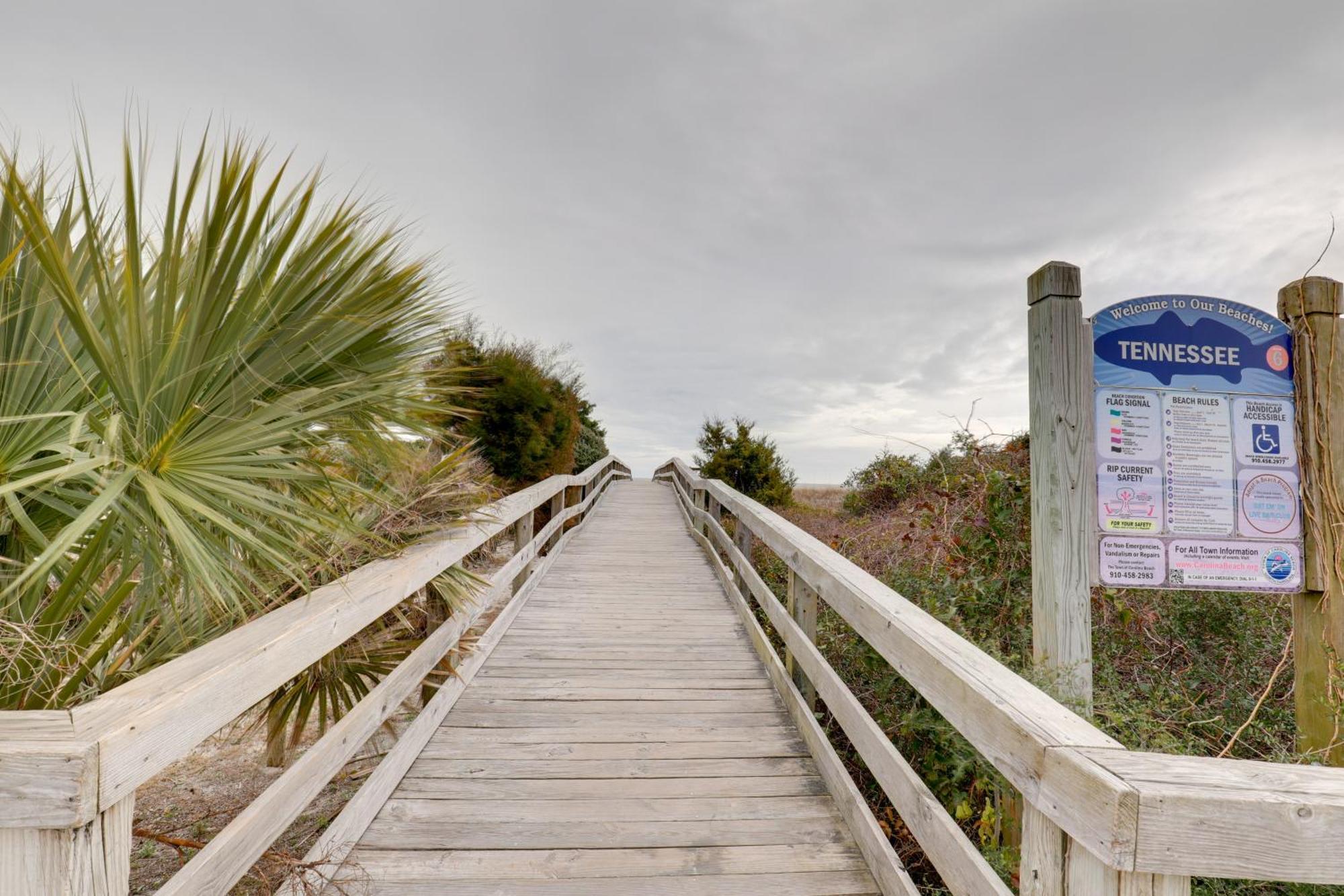 Carolina Beach Home With Balconies, Walk To Beach! Exterior foto